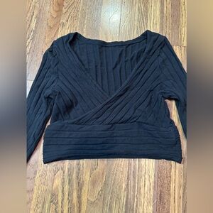 EUC long sleeve crop top